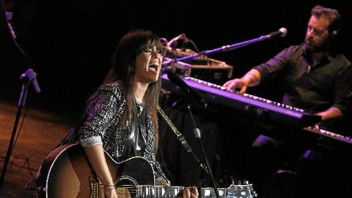Vanesa Martín durante su concierto en el Auditorio Maestro Padilla.