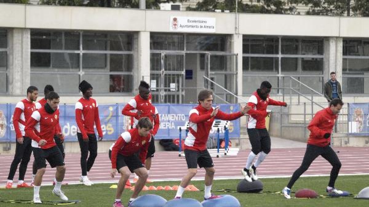 Primeros ejercicios del entrenamiento.