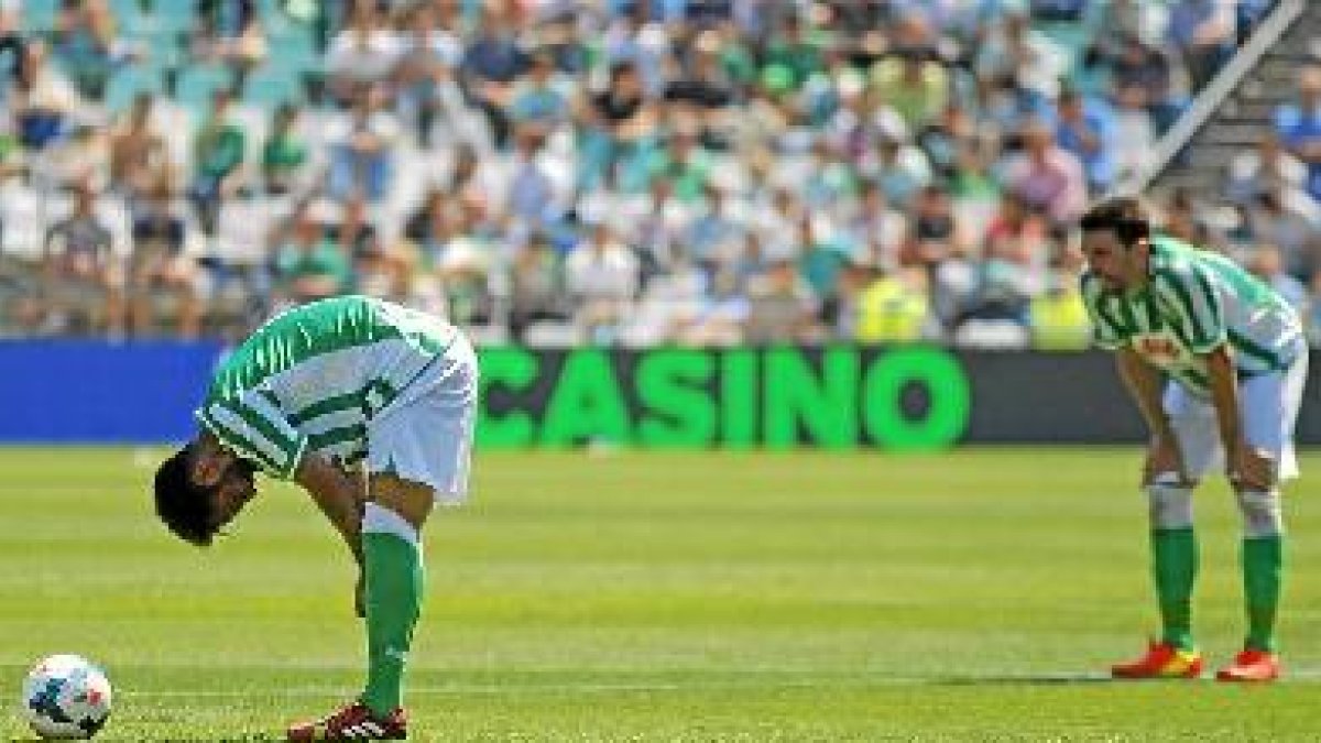 El Betis tuvo que bajar la cabeza y bajar a Segunda la pasada temporada.