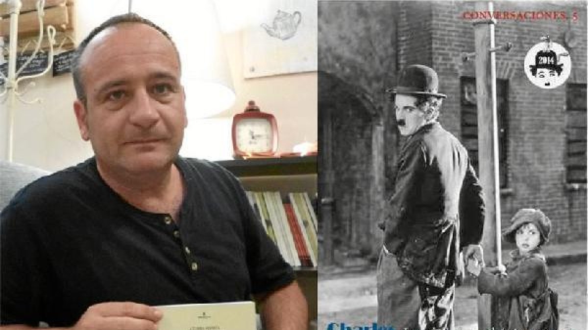 José Francisco Montero con su obra y la portada del libro de Chaplin.