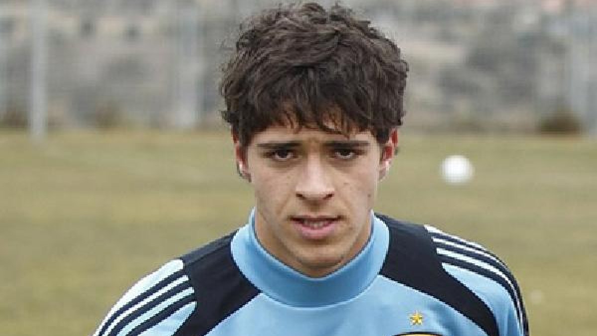 Antonio Marín, en un entrenamiento con la selección española Sub19.