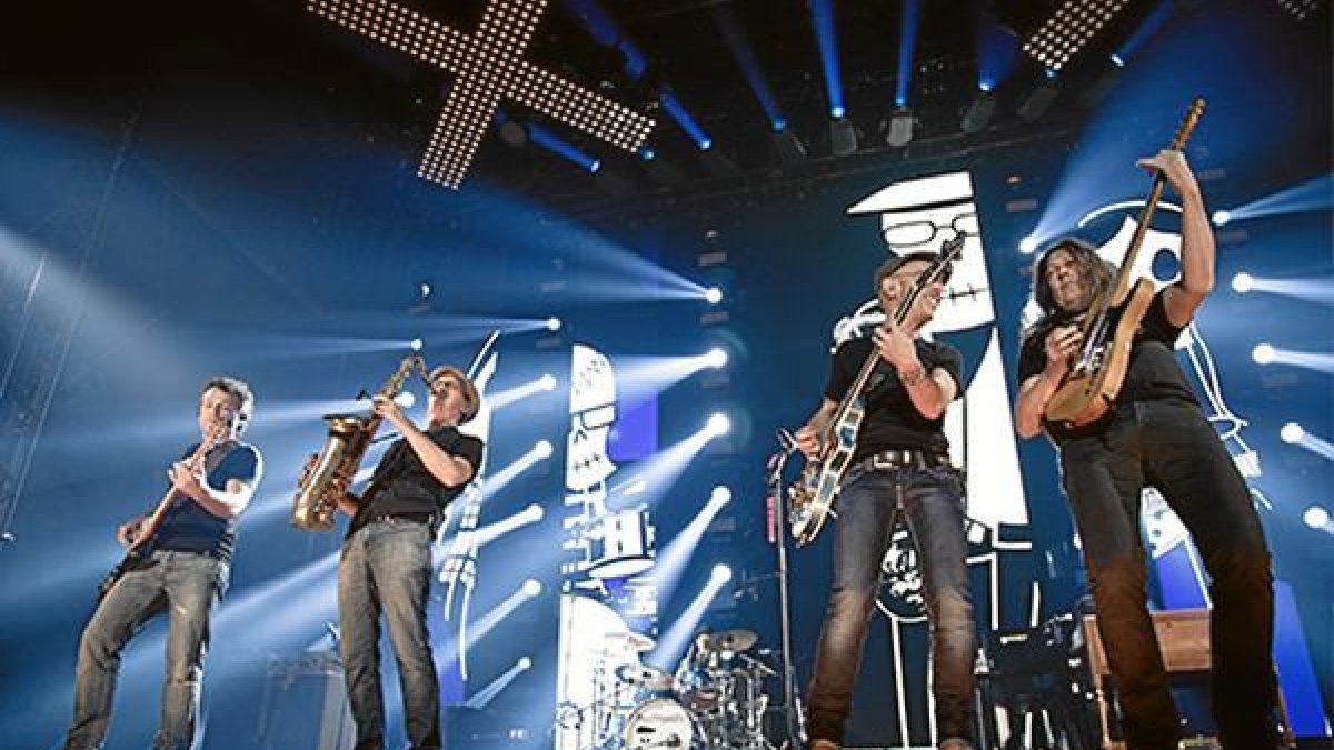 Fito & Fitipaldis actuará en Roquetas de Mar el próximo verano.