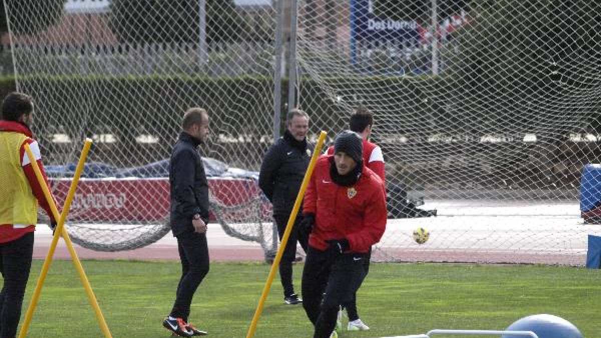 Tomer Hemed en el entreno de este miércoles.
