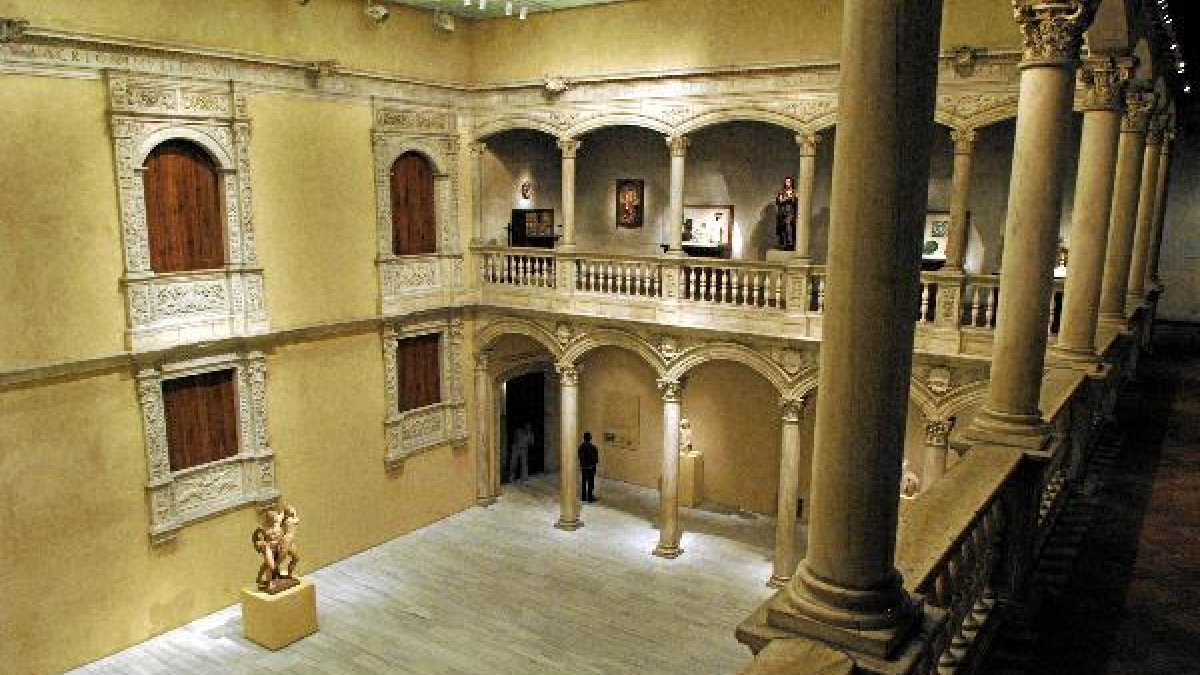 El patio que se dejó ir de Almería