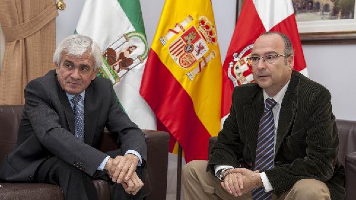 José Manuel Muñoz y el alcalde de Almería.