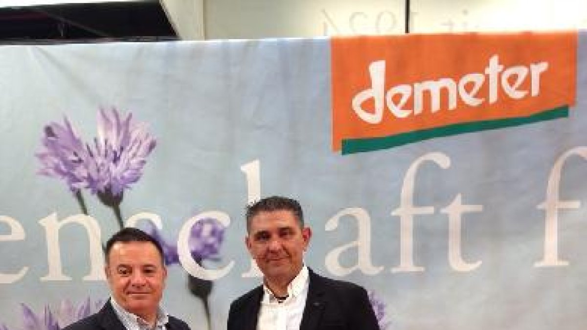 Responsables comerciales de AgrupaEjido en Biofach.