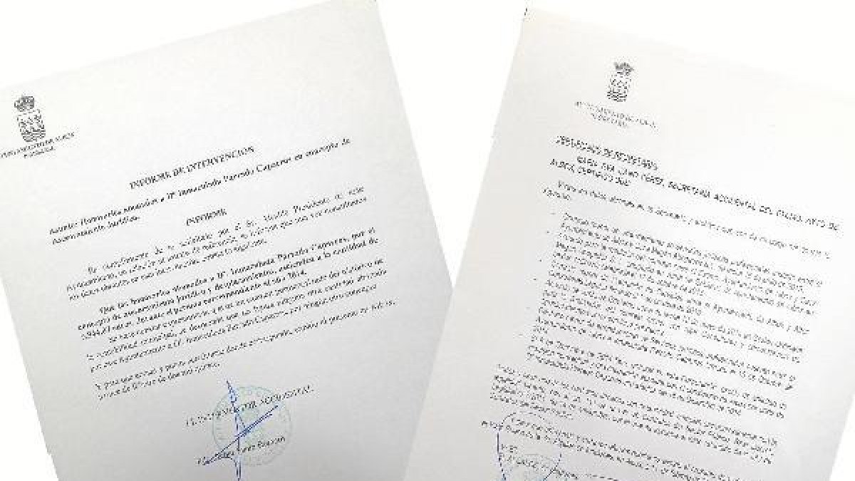 Los certificados de Secretaría e Intervención presentados por el alcalde.