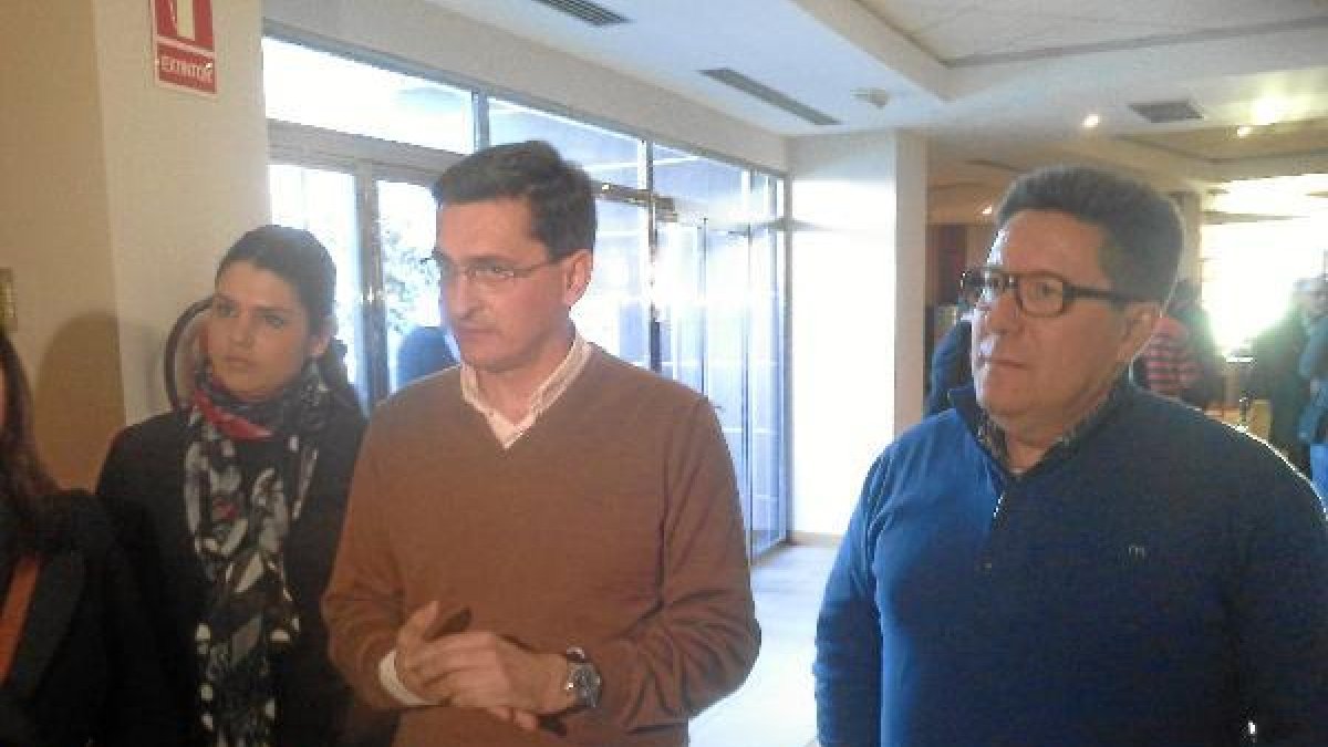 Noemí Cruz, José Luis Sánchez Teruel y Rodrigo Sánchez