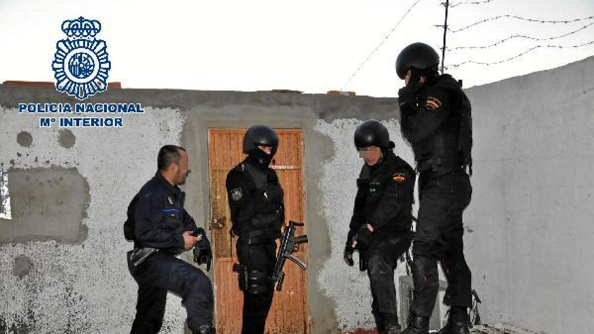 Operación de la UDYCO de la Policía en Almería, en una imagen de archivo.