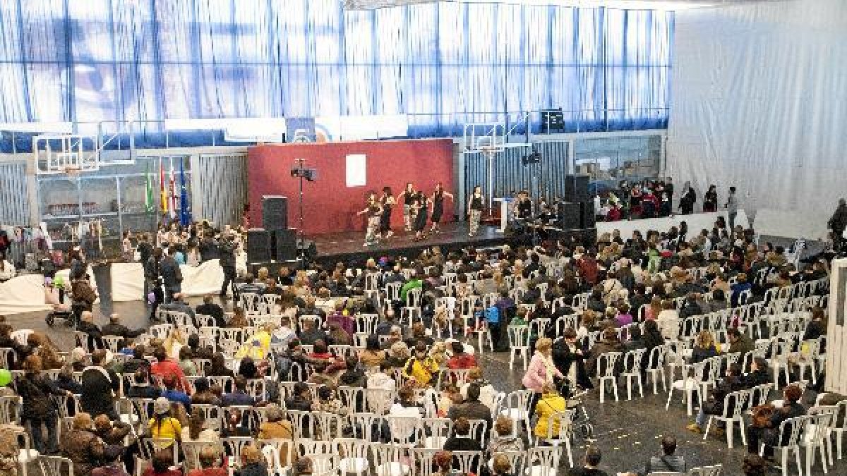 Los visitantes pudieron disfrutar de numerosas actuaciones musicales.