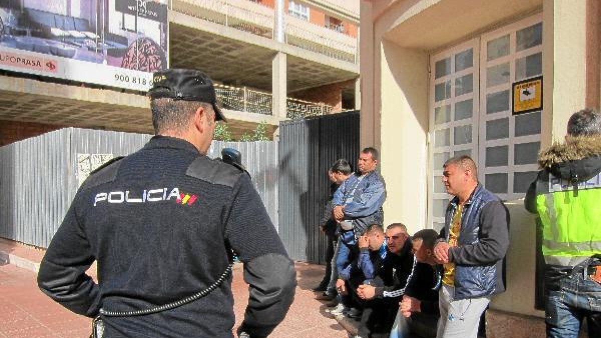 Policía nacional identifica a varios sospechosos