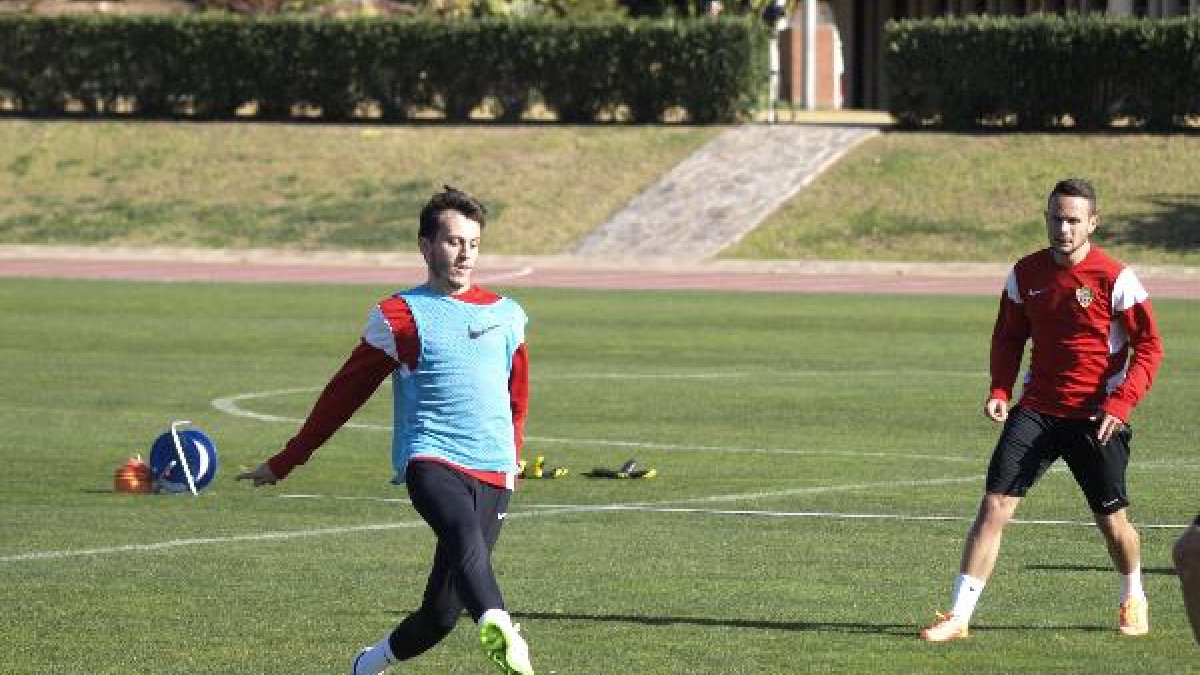 Javier Espinosa en el campo Anexo.