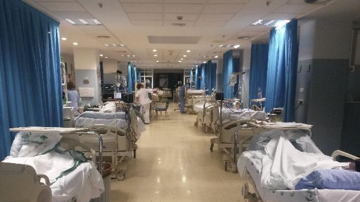 Aspecto de Urgencias de Torrecárdenas durante el pico de demanda asistencial.