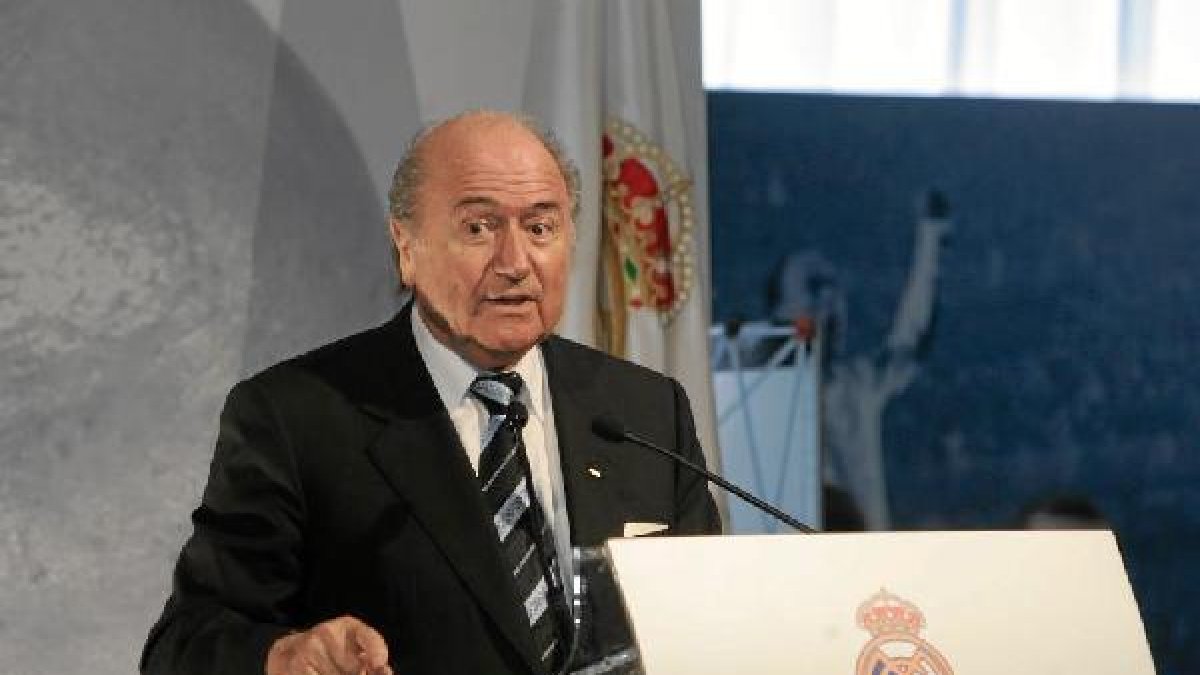 El presidente del la FIFA quiere transparencia con las canteras.