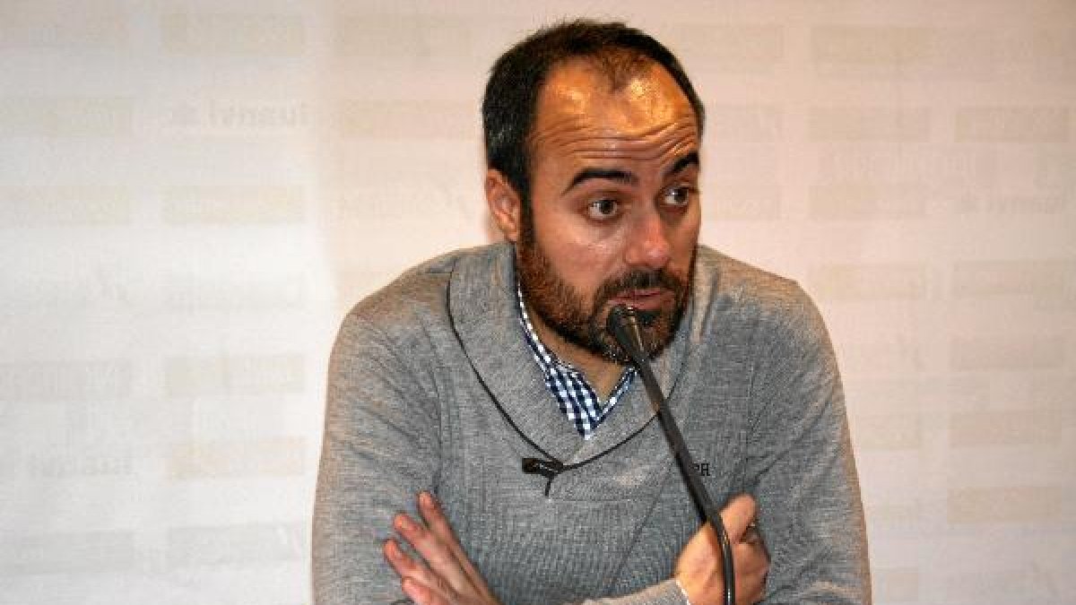 Lirola deja el banquillo celeste tras la peor racha de la temporada.