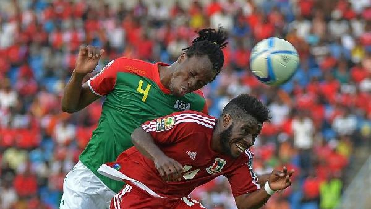 Kike Boula, en una acción del partido.