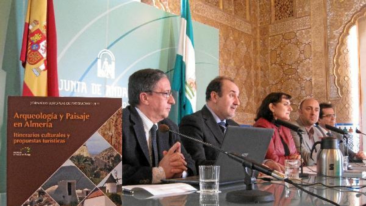 Presentación de la publicación ayer en la Delegación de Gobierno de la Junta.