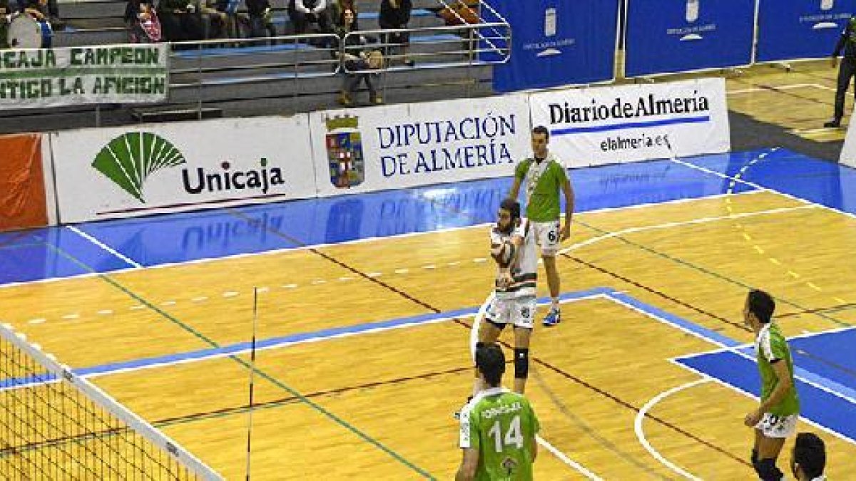 Toni Llabrés espera un gran pul so ante el vigente campeón.