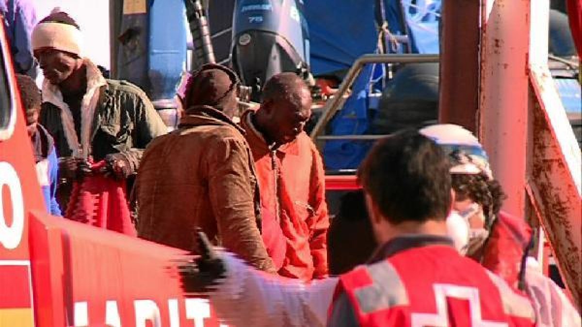 Cruz Roja asiste a los supervivientes