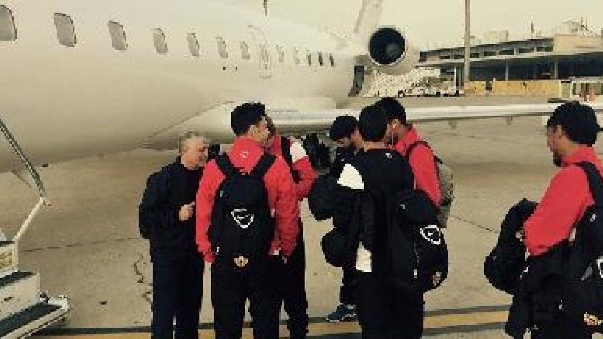 La expedición rojiblanca regresa este jueves de Madrid en vuelo chárter.