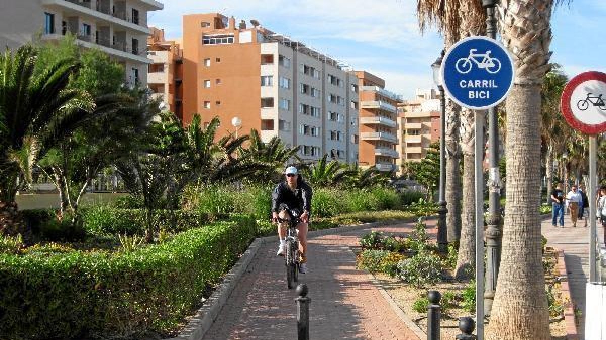Los ciclistas son uno de los colectivos a los que se dirigen las encuestas.