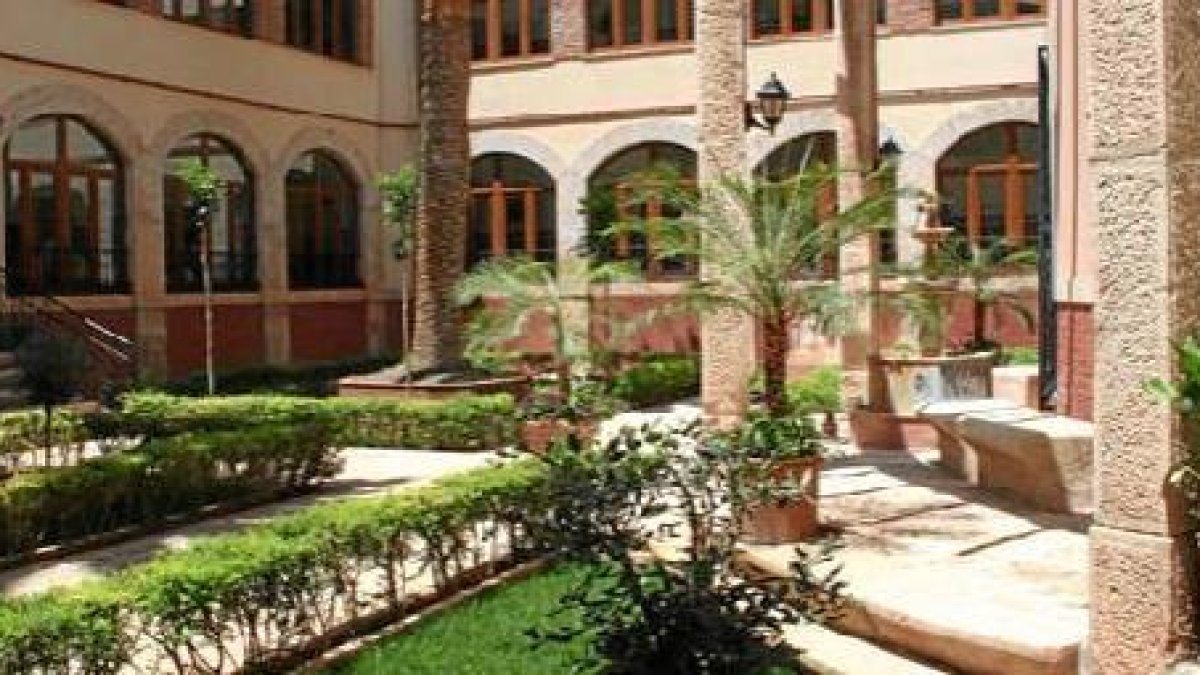 El de San Nicolás es el único balneario que hay en laprovincia.