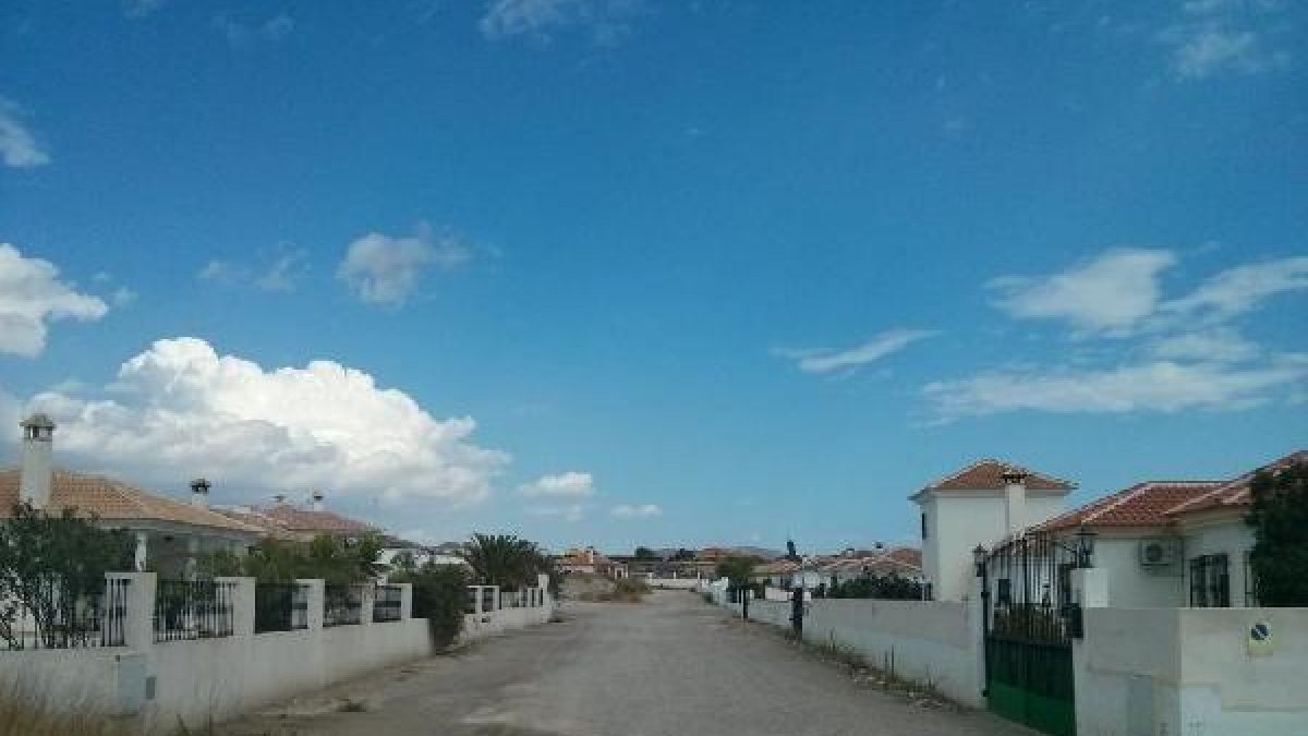 Viviendas del la urbanzacion levantada sin licencia en La-Aljambra