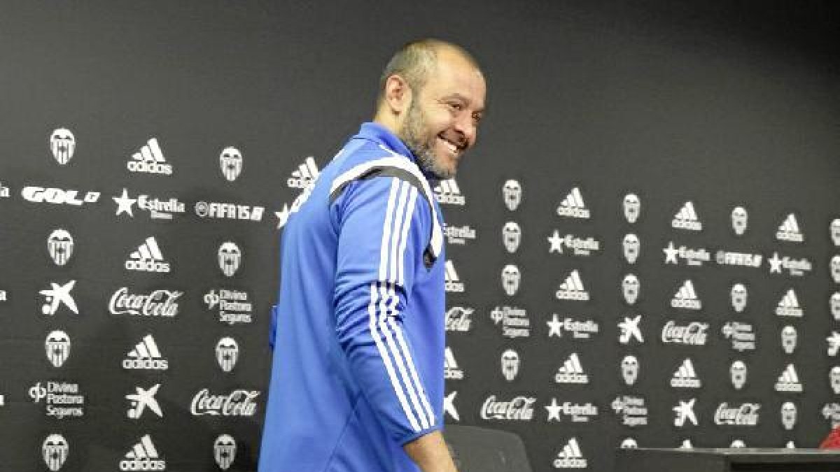 Nuno amplia su compromiso con el Valencia.