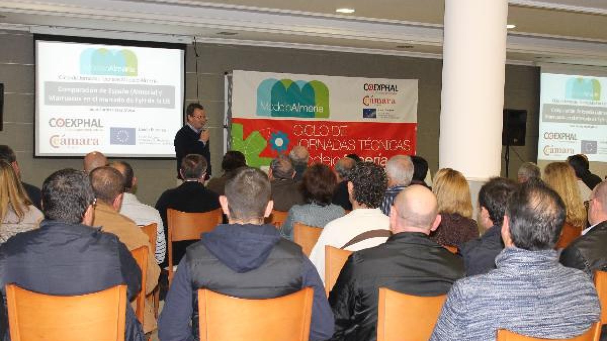 Más de 150 agricultores asistieron a la jornada.