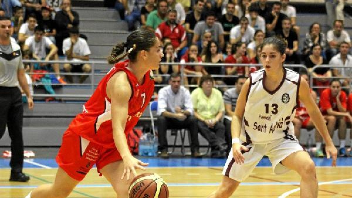 Las almerienses quieren comenzar el año con triunfo ante UCAM.