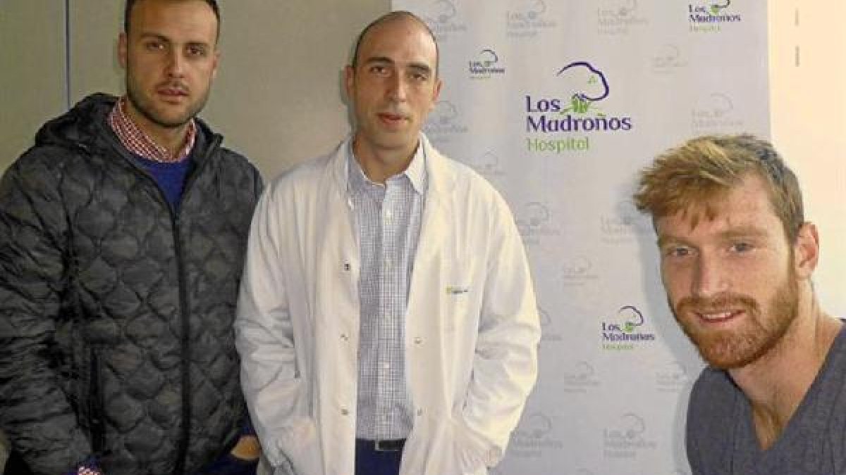 Quque Sánchez Flores ya tiene dos nuevos jugadores para su plantilla.