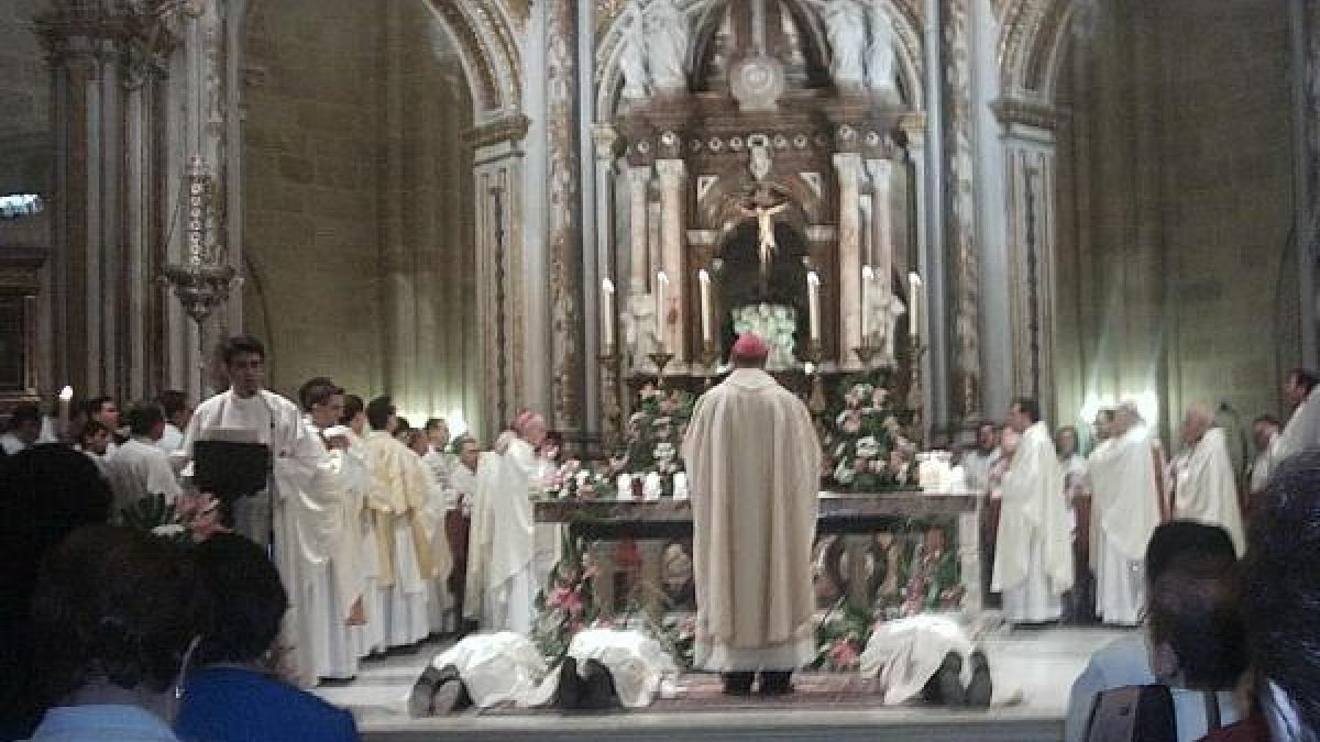 Imagen de una ordenación anterior celebrada en Almería.
