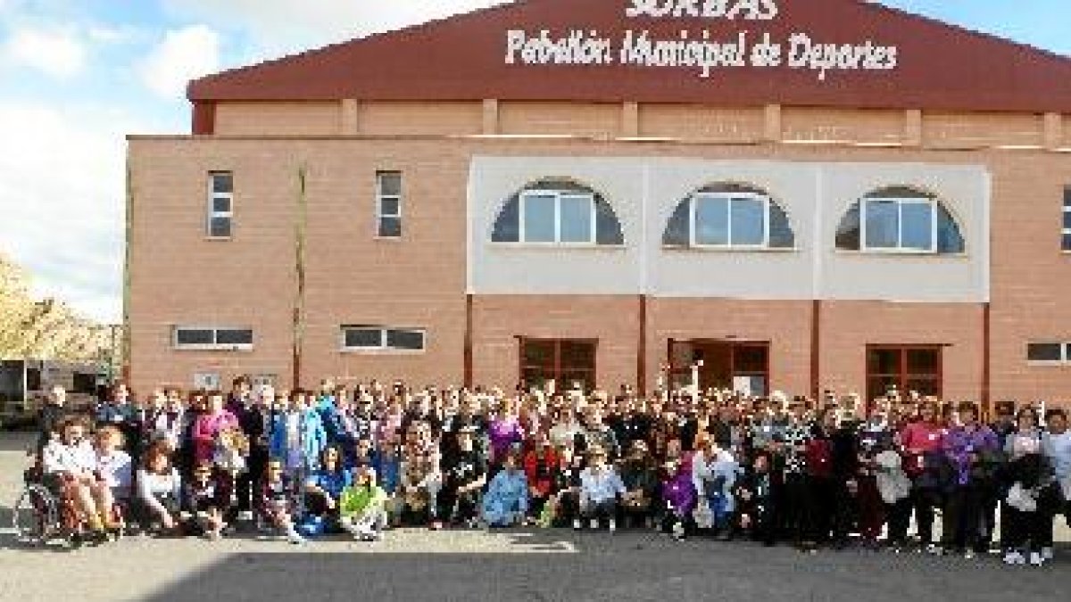 Participantes en la actividad y personalidades.