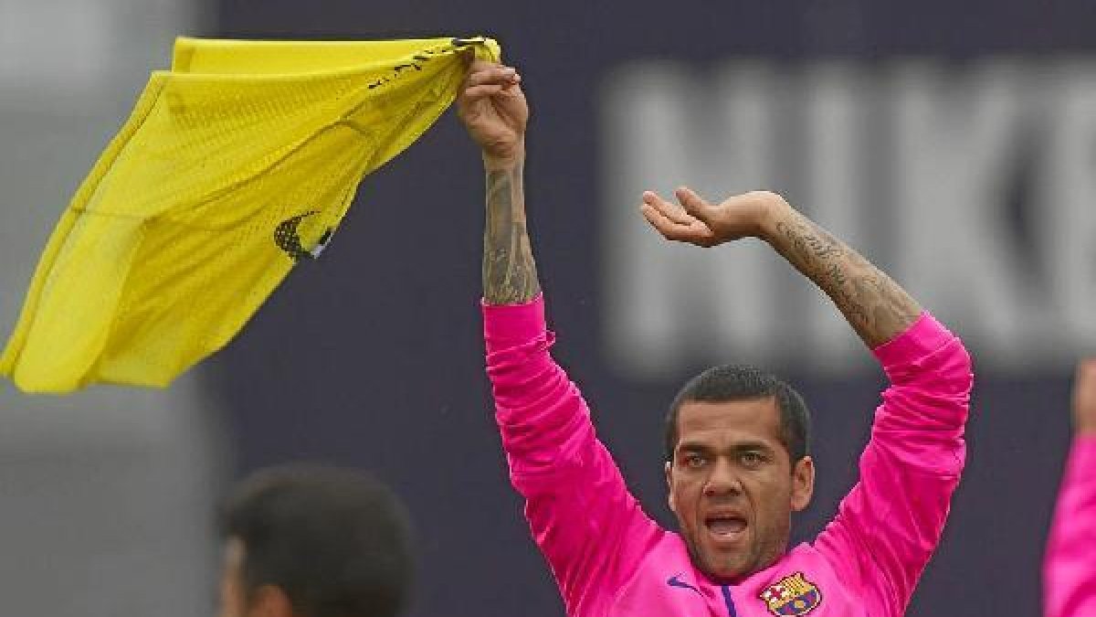 Dani Alves ya es libre para negociar su futuro.