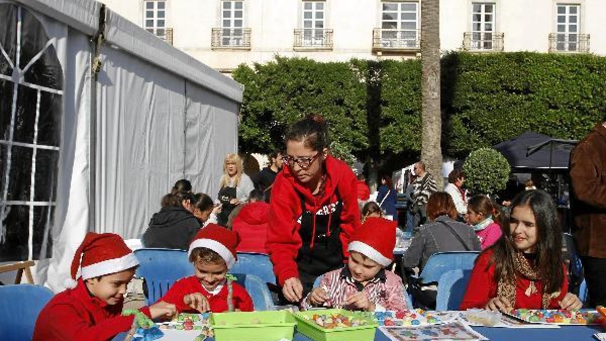 Mesa de actividad en ‘Mis sábados navideños’.