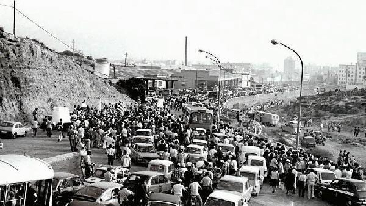 Celebración del ascenso de la AD Almería en la Carretera de Ronda.