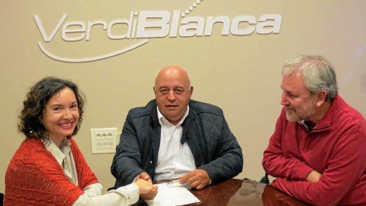 Momento de la firma del convenio