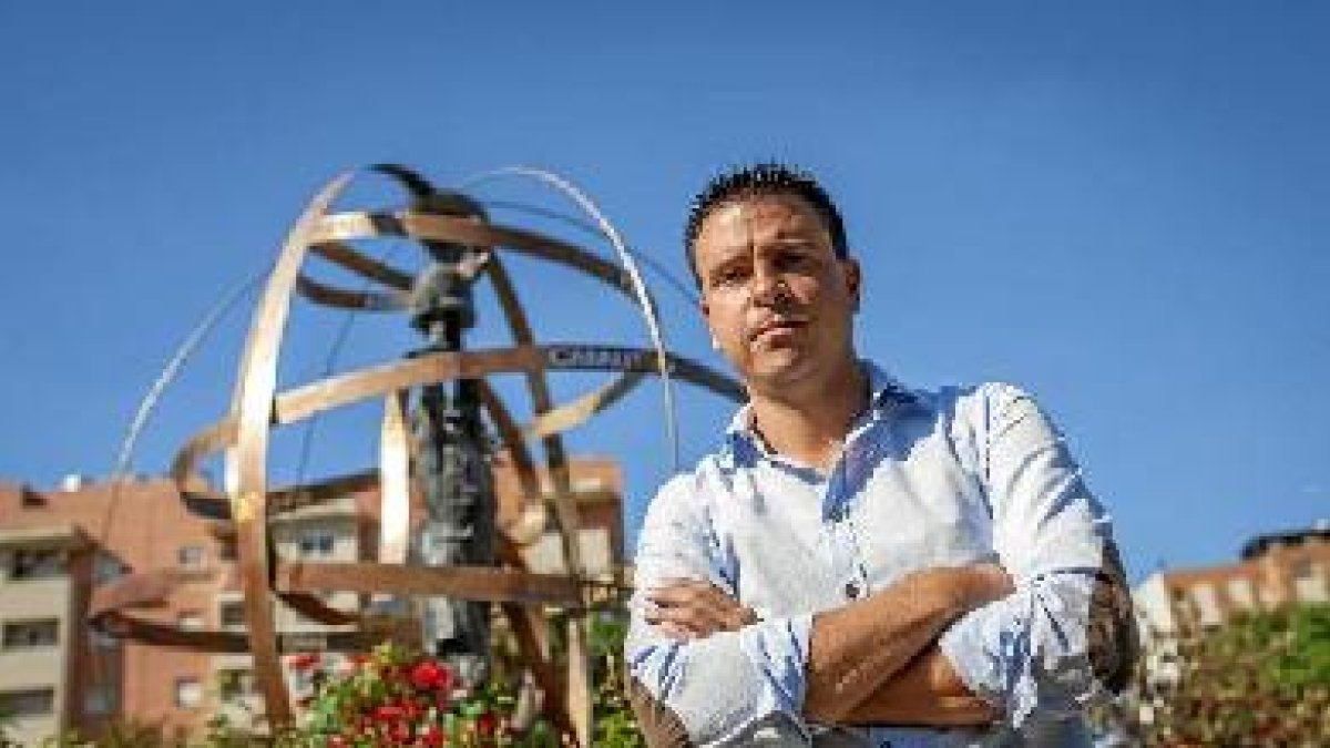 El técnico zaragozano Sergio Lobera entrenará en Marruecos.