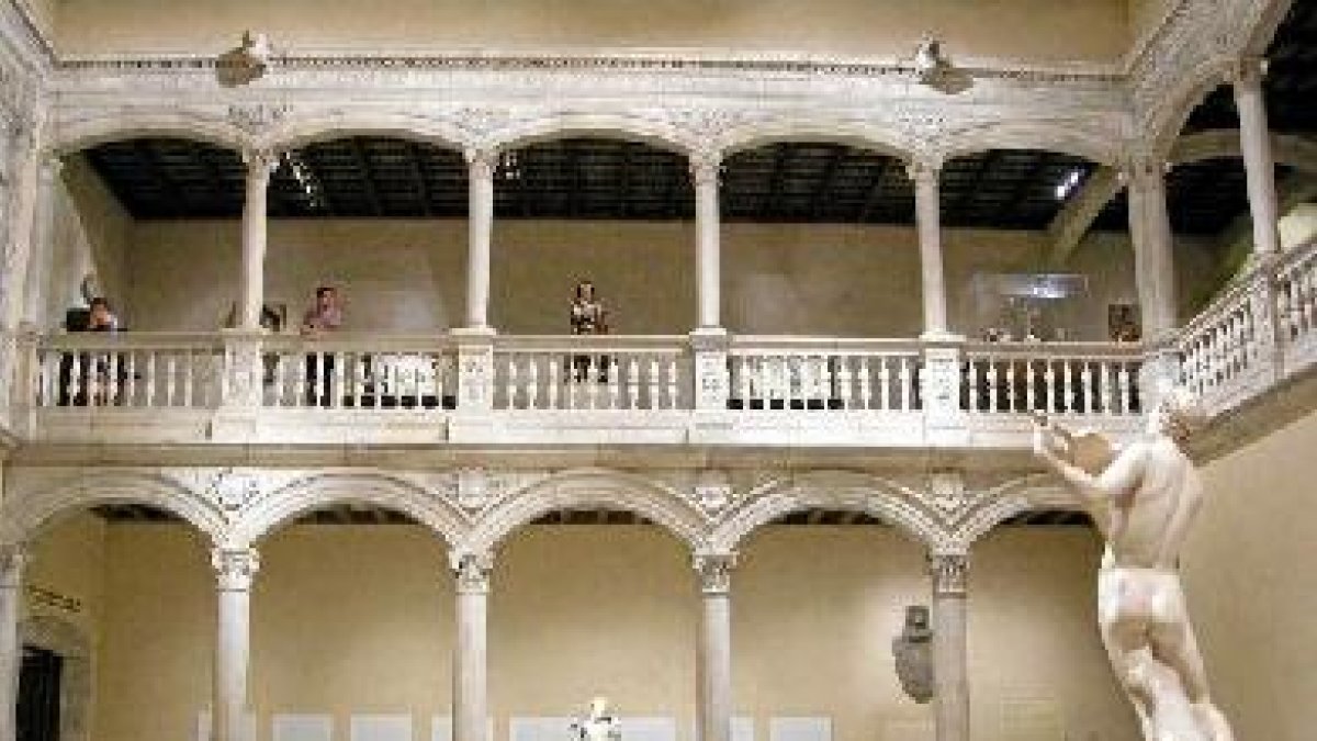 El patio original se encuentra en el Metropolitan de Nueva York.