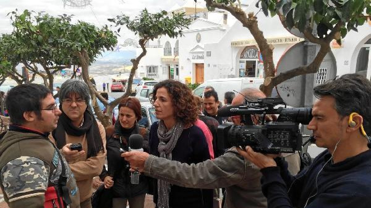 Alegría en Mojácar, donde se han vendido treinta series del número.