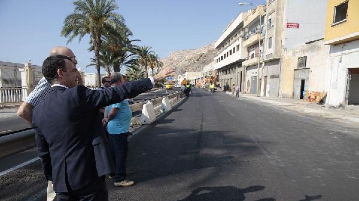 Venzal en una de las visitas a las obras de Pescedería.