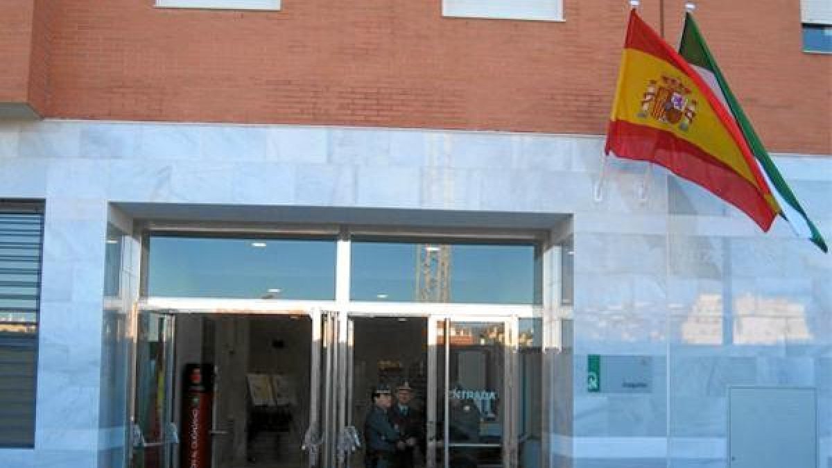 El Registro Civil de Roquetas de Mar se encuentra “colapsado” según el STAJ, algo que niega la Junta