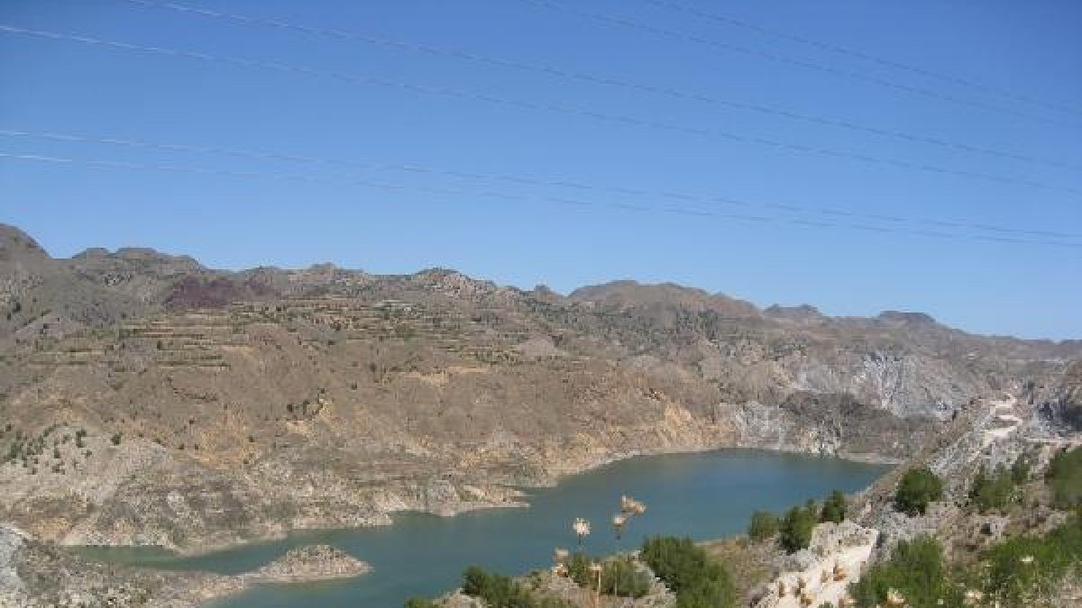 El embalse de Cuevas ha recibido este año menos agua de los trasvases.