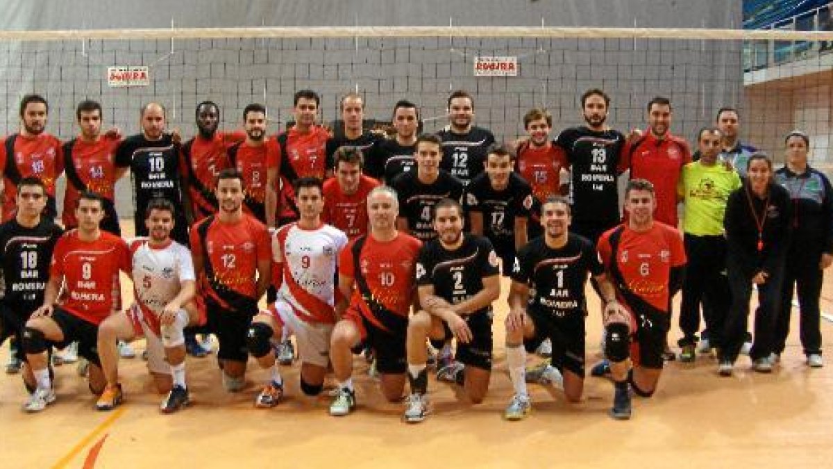 Mintonette y Cervantes de Sevilla posan para la Historia.