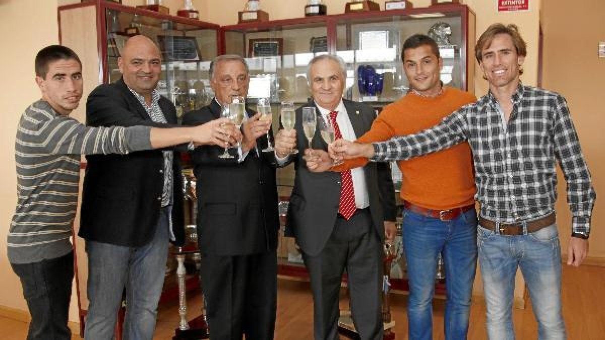 La foto de la comida de Navidad de 2013.