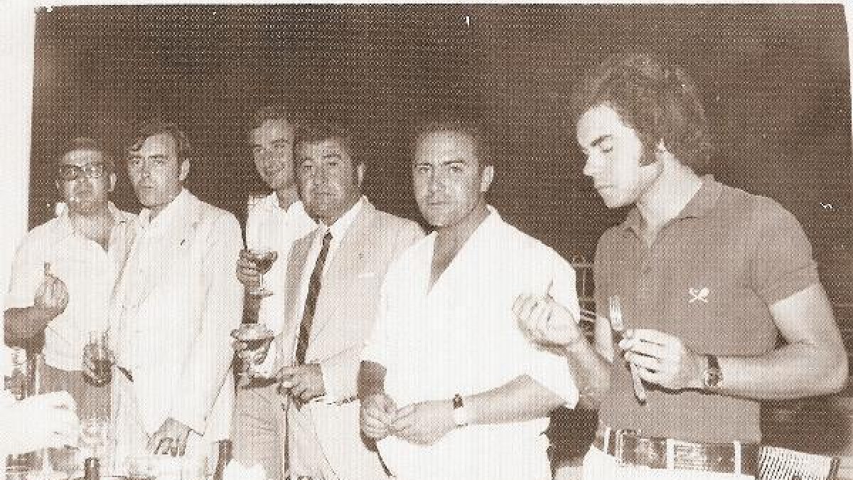 Con Paco Gongora en una celebración. Ellos dieron vida a la A. D. Almería.