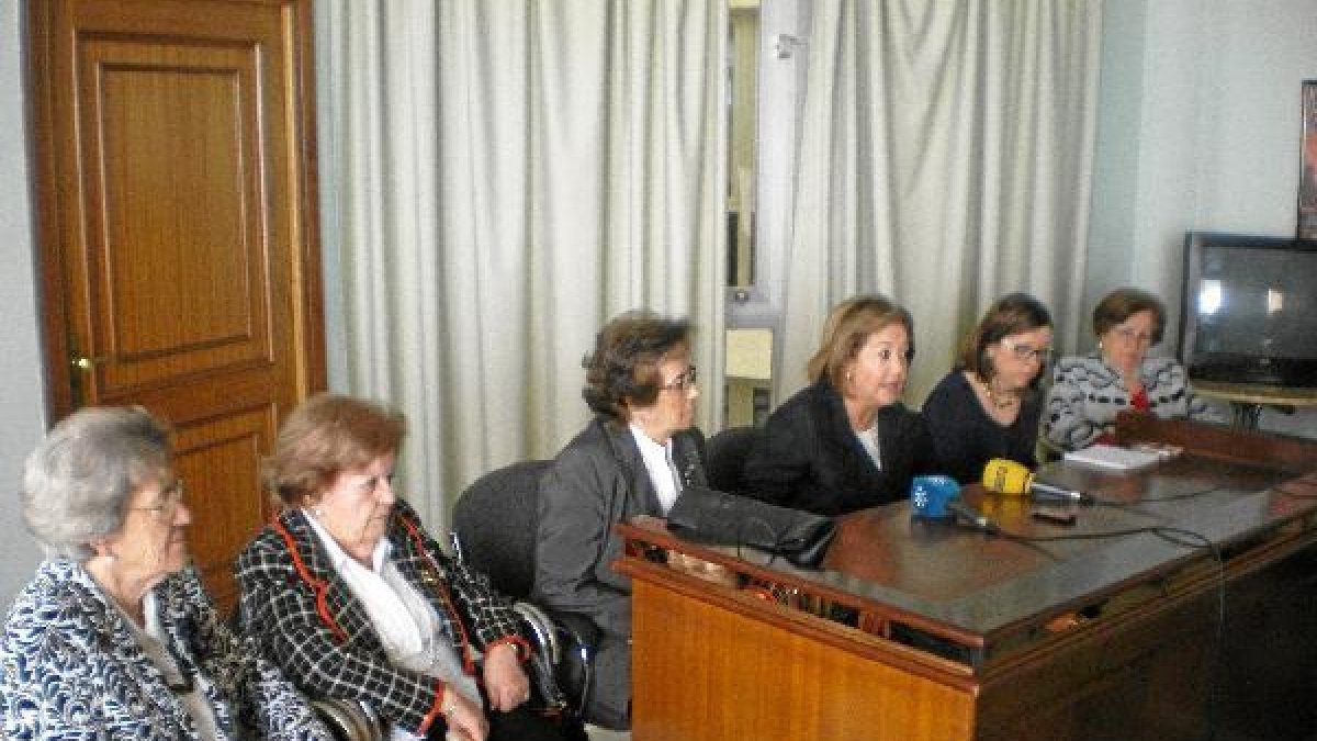 Algunas de las fundadoras de esta asociación