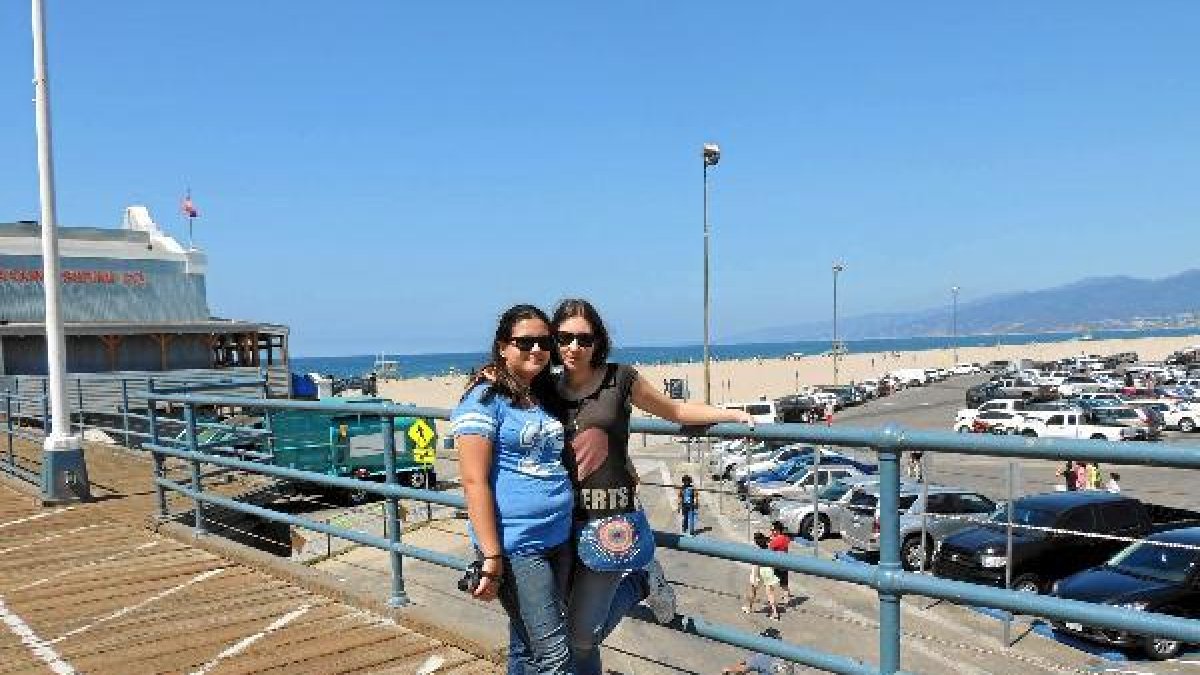 Las Hermanas Elena y Cristina Mateo.