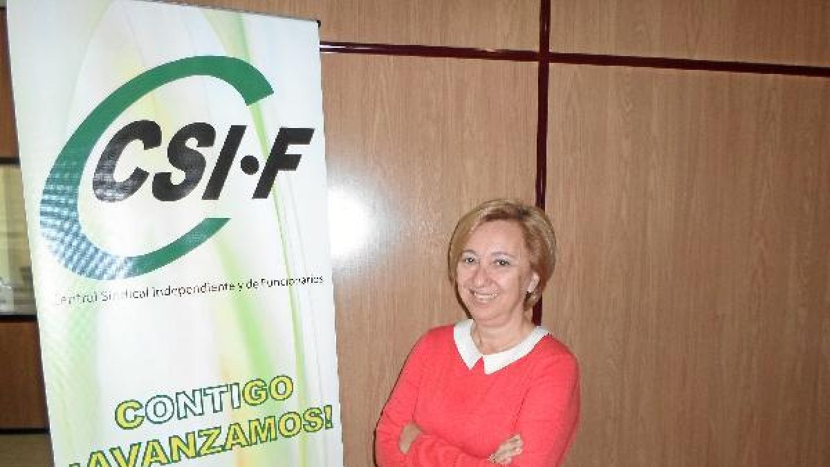 Eugenia siles presidenta del sector de enseñanza.