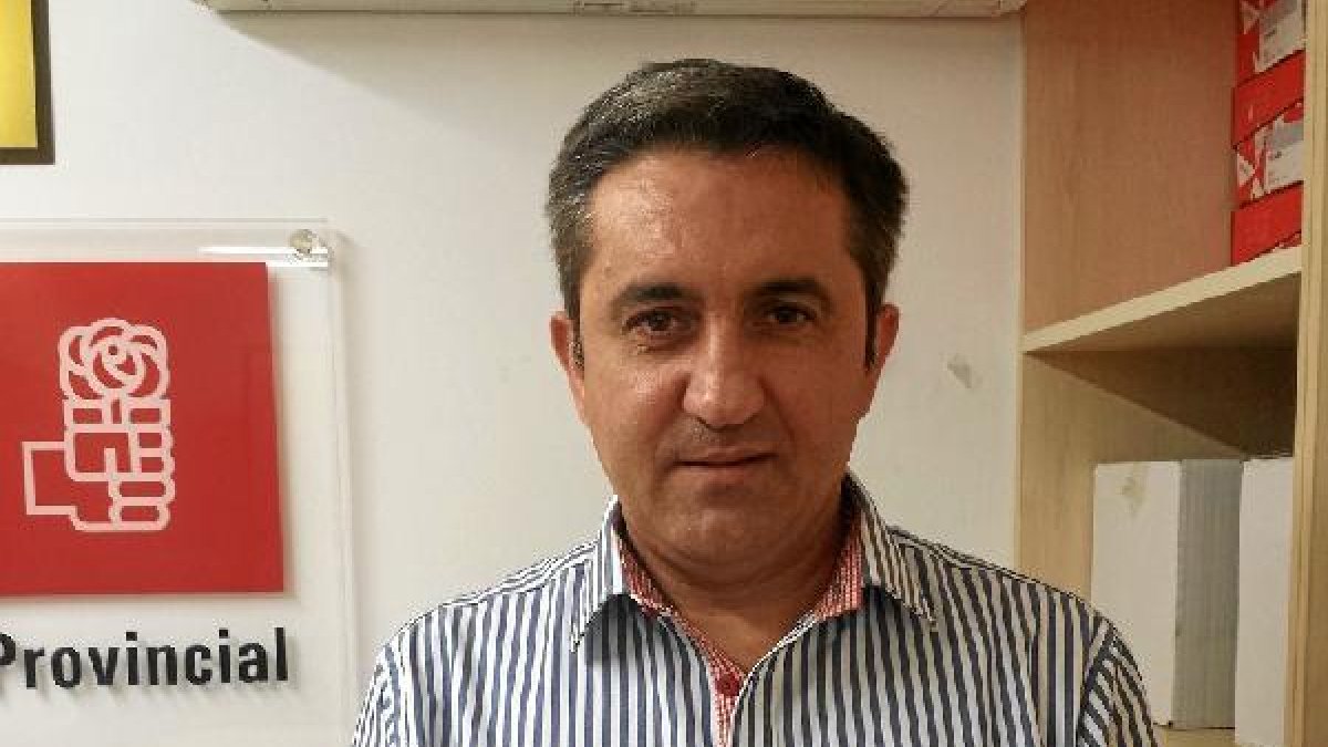 El secretario general socialista de Alhama de Almería